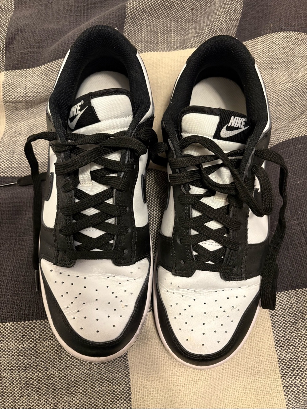 Nike women’s panda dunks 9